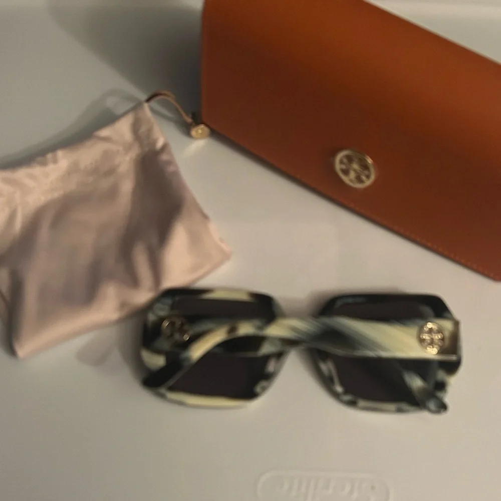 Tory Burch Women's Square Sunglasses in Gray Tortoise and Black Gradient Lenses